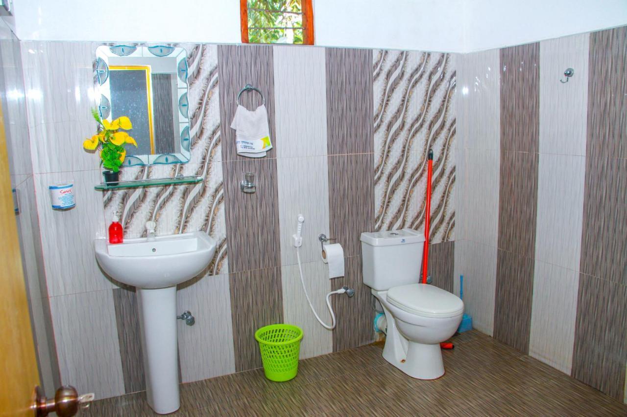 Sigiri Tarushan Home Stay Szigirija Kültér fotó