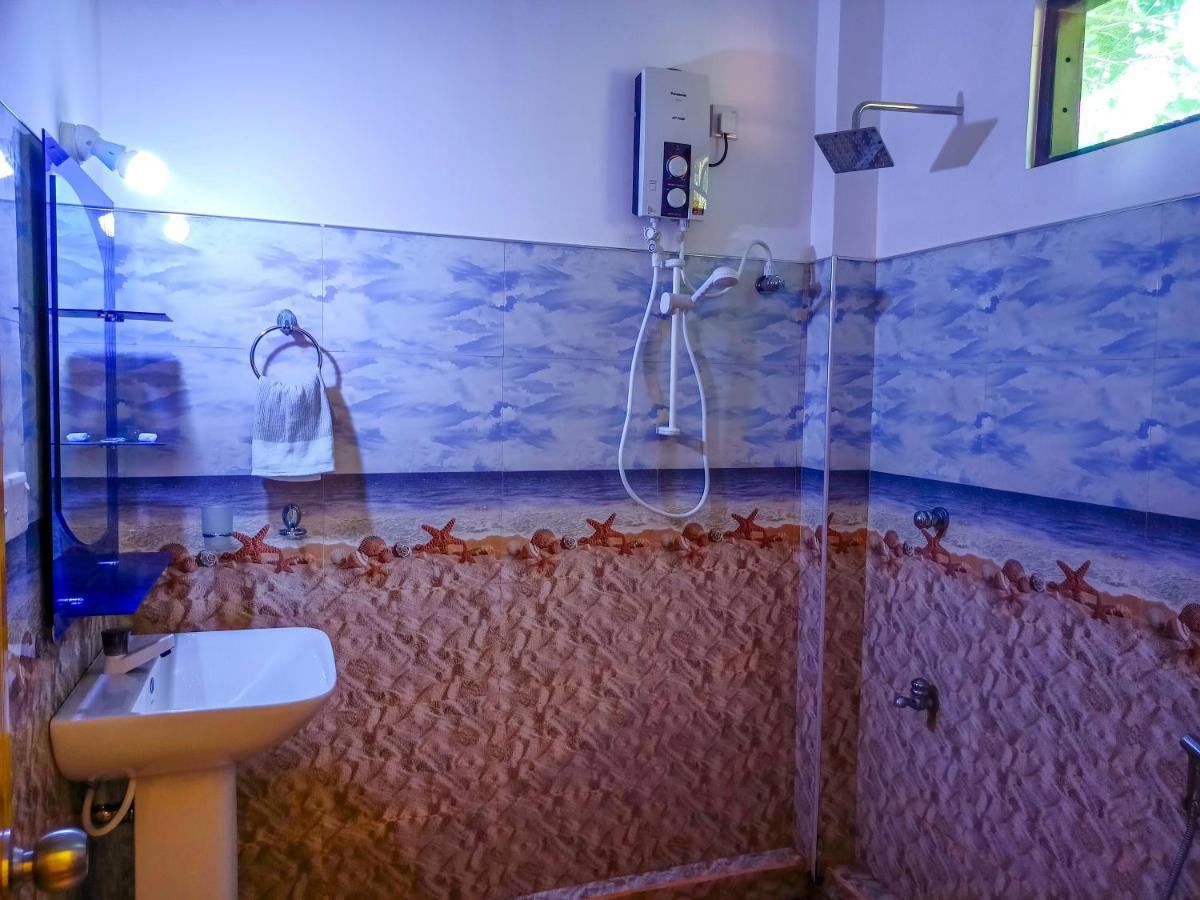 Sigiri Tarushan Home Stay Szigirija Kültér fotó